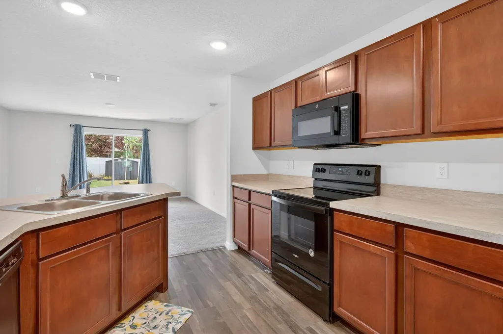 330 SE Huron Terrace Port St Lucie FL 34983