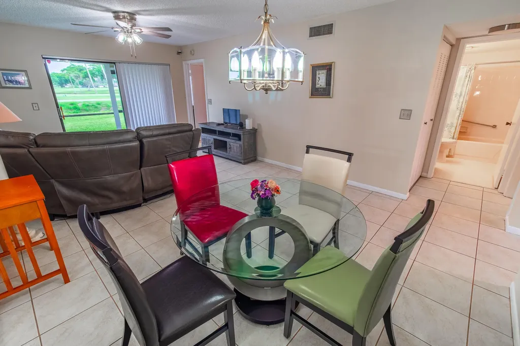 4688 Lucerne Lakes Boulevard Boulevard E Lake Worth FL 33467