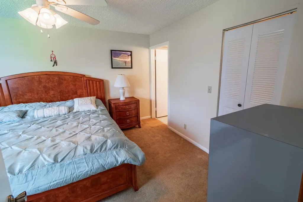 4688 Lucerne Lakes Boulevard Boulevard E Lake Worth FL 33467