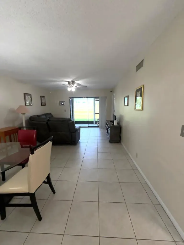 4688 E Lucerne Lakes Boulevard Boulevard E Lake Worth FL 33467