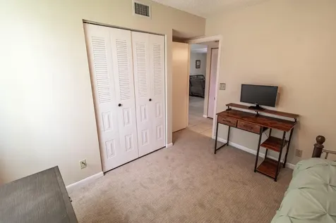 4688 Lucerne Lakes Boulevard Boulevard E Lake Worth FL 33467
