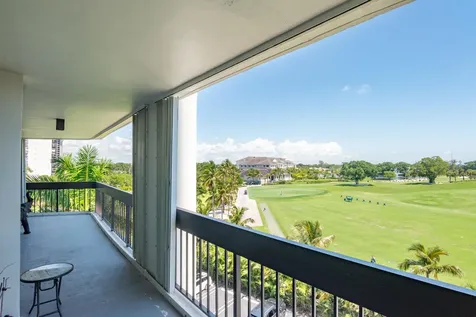 2000 Presidential Way West Palm Beach FL 33401