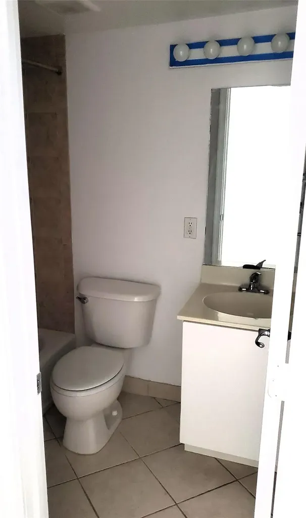 2660 NE 8th Avenue Wilton Manors FL 33334