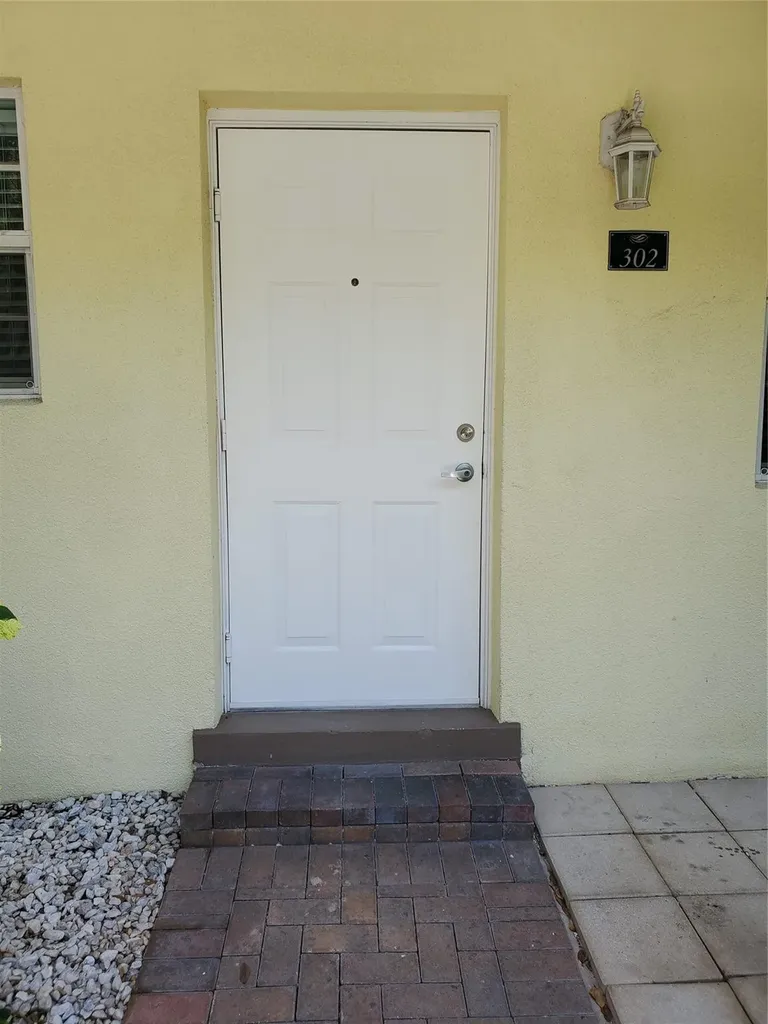 2660 NE 8th Avenue Wilton Manors FL 33334