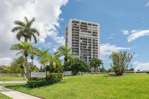 2000 Presidential Way West Palm Beach FL 33401