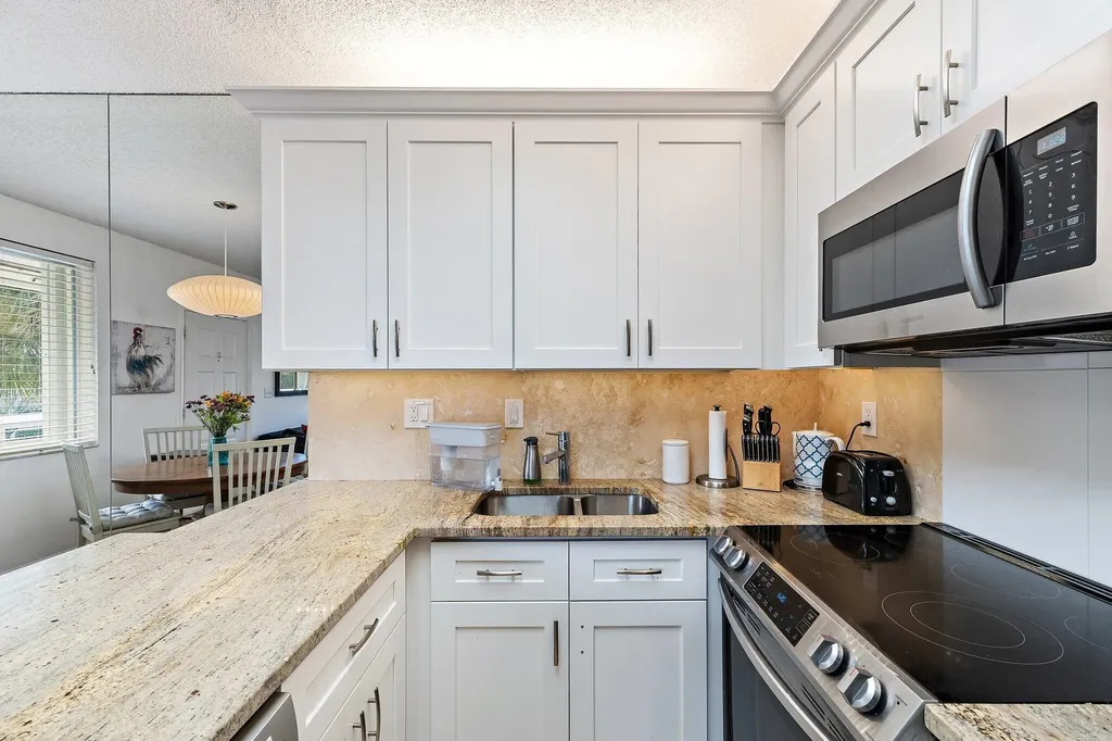 353 S Us Highway 1 Jupiter FL 33477