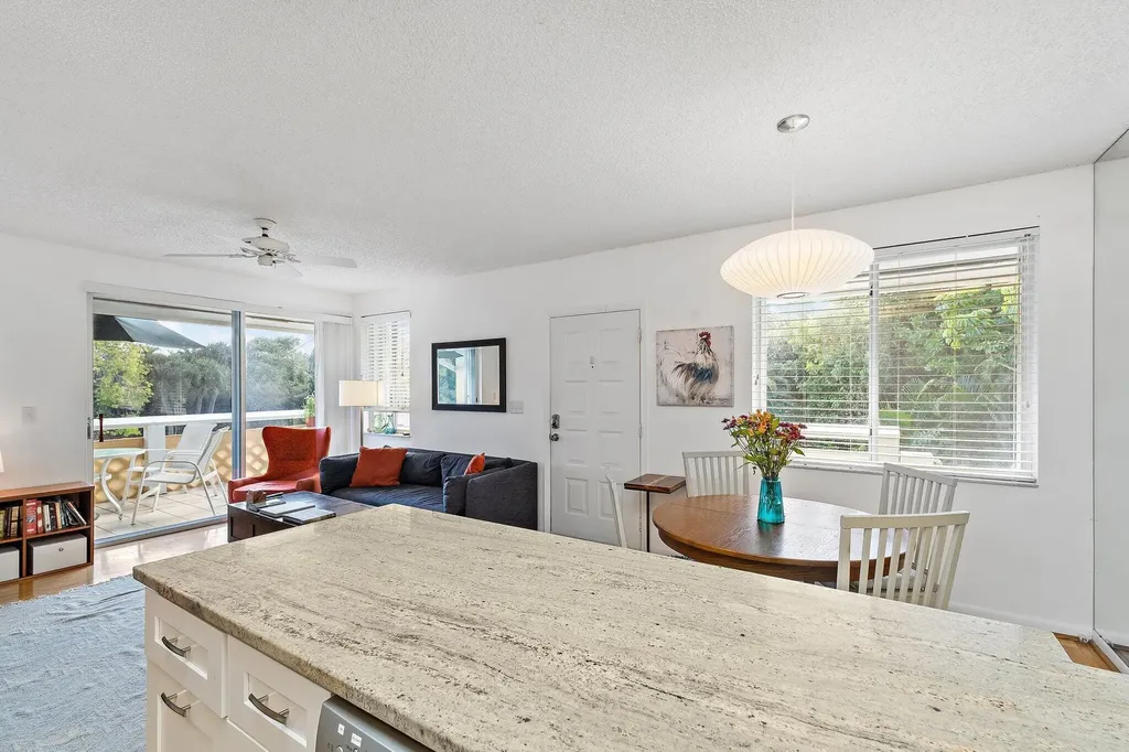353 S Us Highway 1 Jupiter FL 33477
