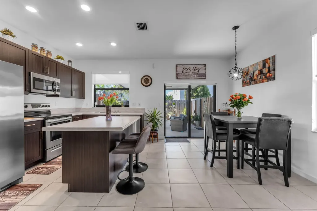 11821 SW 245th Terrace Homestead FL 33032