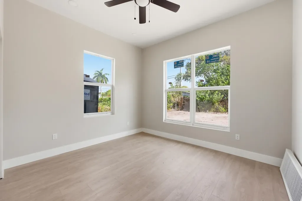 1705 NW 15th Street Fort Lauderdale FL 33311