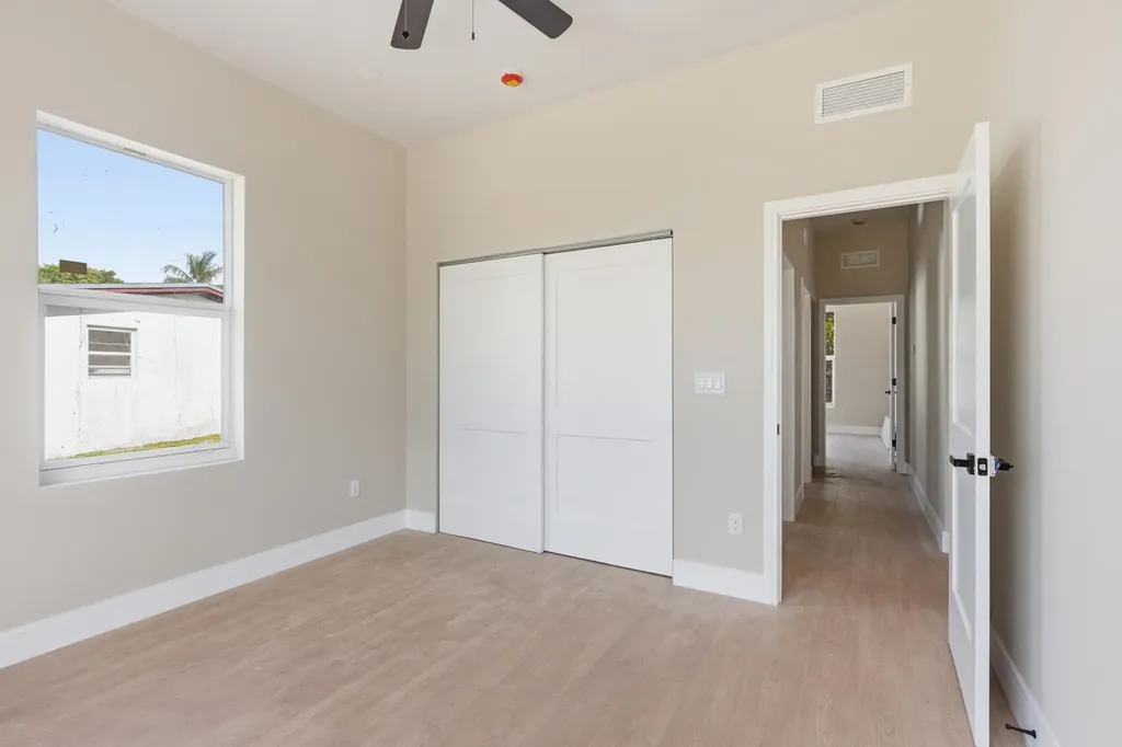 1705 NW 15th Street Fort Lauderdale FL 33311