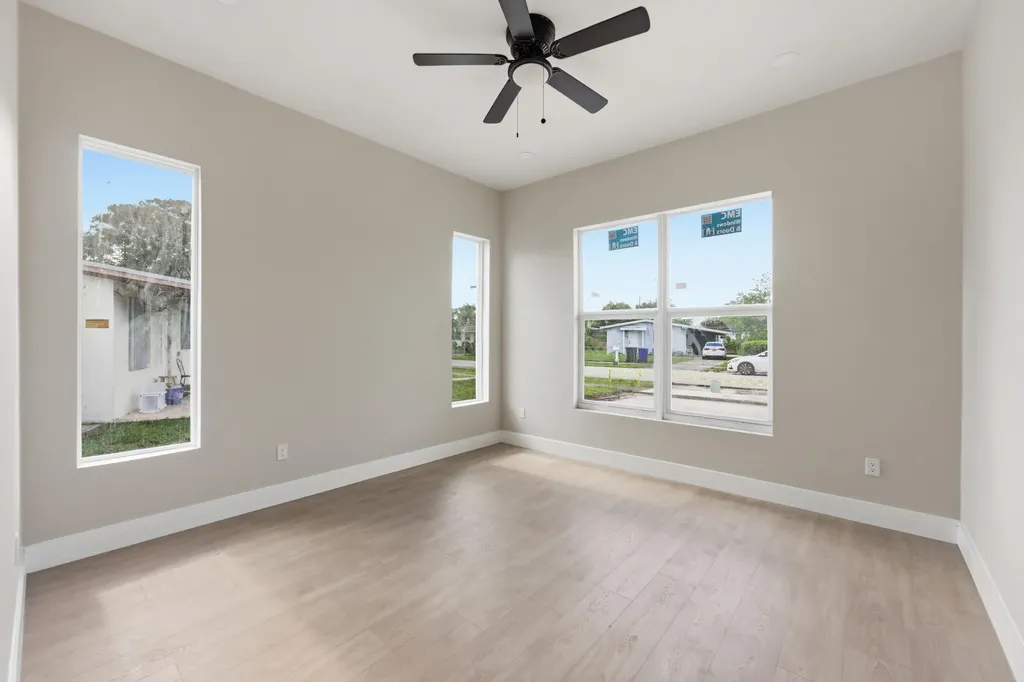 1705 NW 15th Street Fort Lauderdale FL 33311