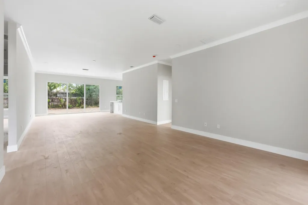 1705 NW 15th Street Fort Lauderdale FL 33311