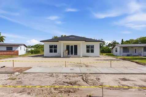 1705 NW 15th Street Fort Lauderdale FL 33311