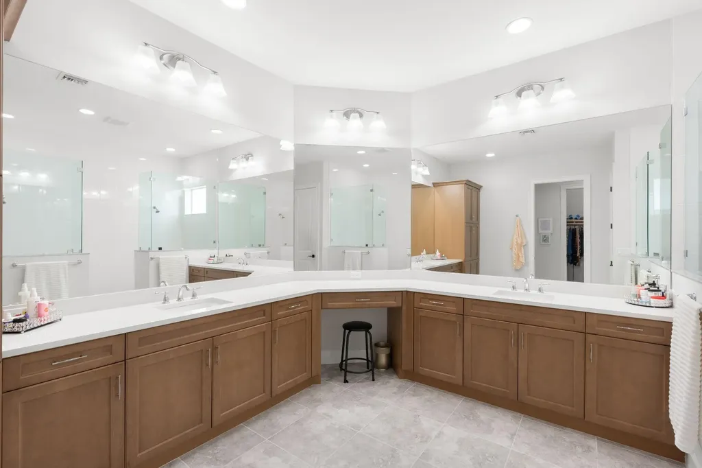 4776 Estates Circle Westlake FL 33470