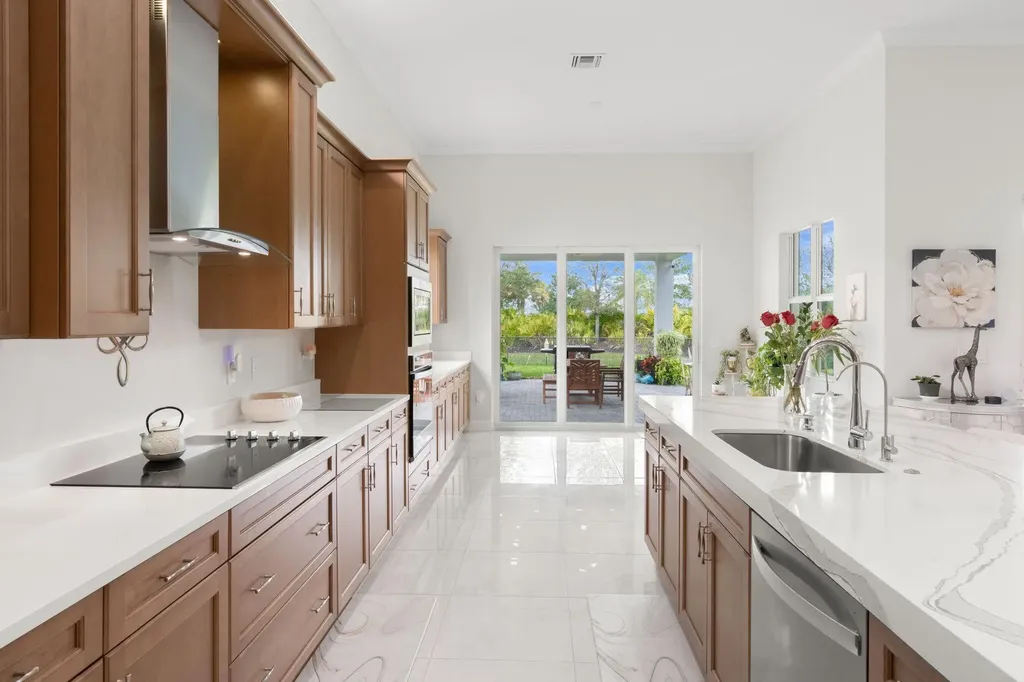 4776 Estates Circle Westlake FL 33470