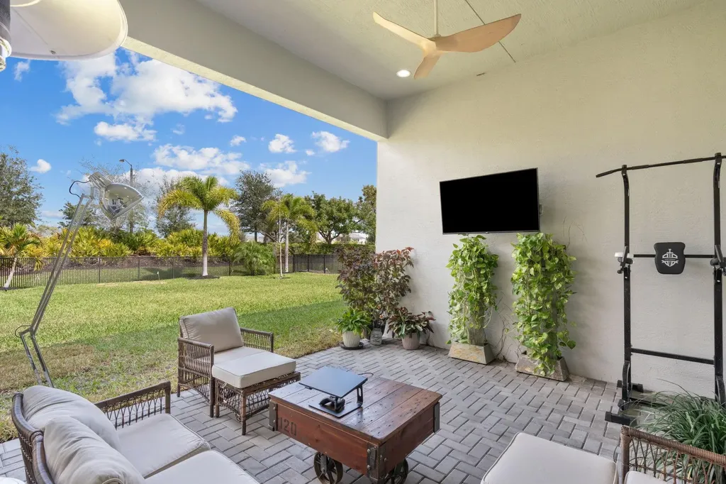 4776 Estates Circle Westlake FL 33470
