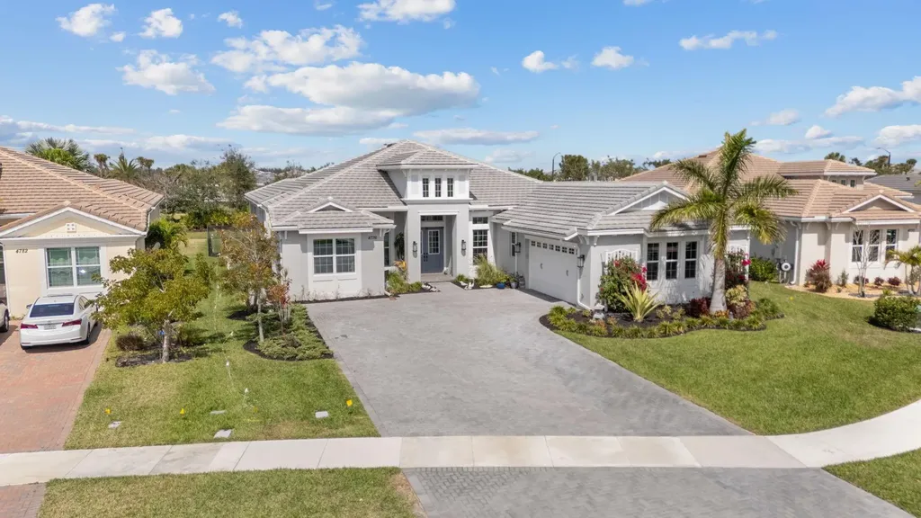 4776 Estates Circle Westlake FL 33470