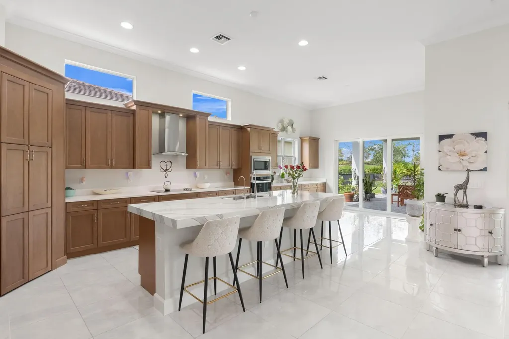 4776 Estates Circle Westlake FL 33470