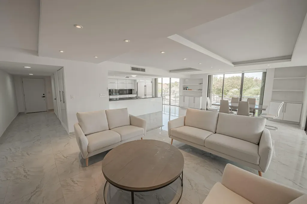 468 Golden Isle Drive Hallandale Beach FL 33009