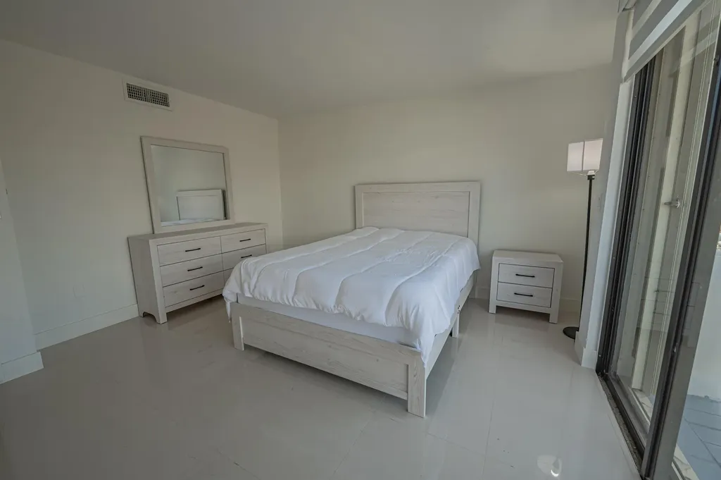 468 Golden Isle Drive Hallandale Beach FL 33009