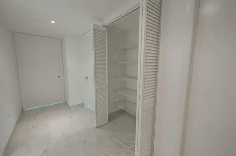 468 Golden Isle Drive Hallandale Beach FL 33009