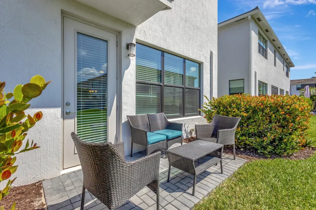 8654 Antarus Drive Lake Worth FL 33467