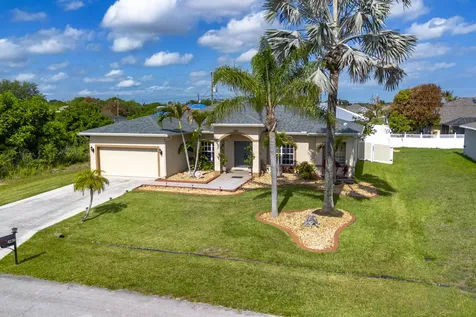 4230 SW Bachman Street Port St Lucie FL 34953