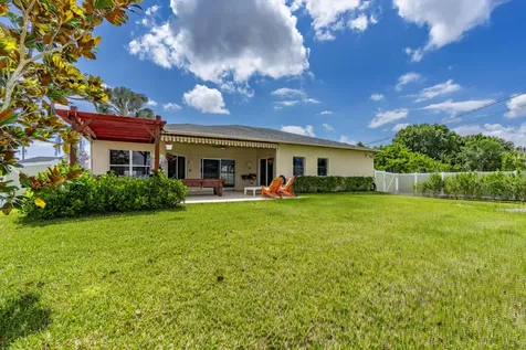 4230 SW Bachman Street Port St Lucie FL 34953