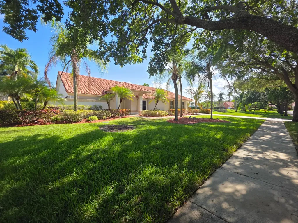 2934 San Remo Way Delray Beach FL 33445