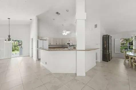 2934 San Remo Way Delray Beach FL 33445