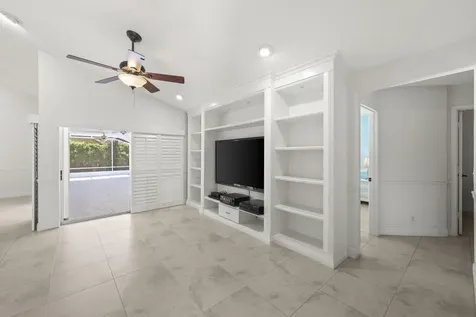 2934 San Remo Way Delray Beach FL 33445