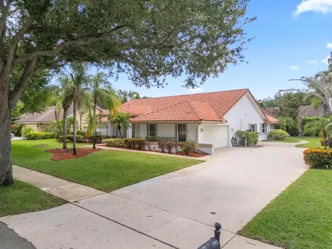 2934 San Remo Way Delray Beach FL 33445