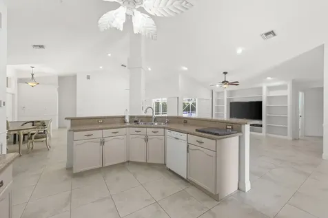 2934 San Remo Way Delray Beach FL 33445