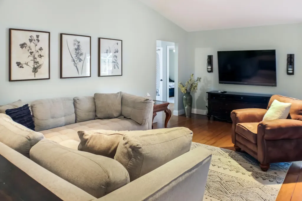 874 Blueberry Drive Wellington FL 33414