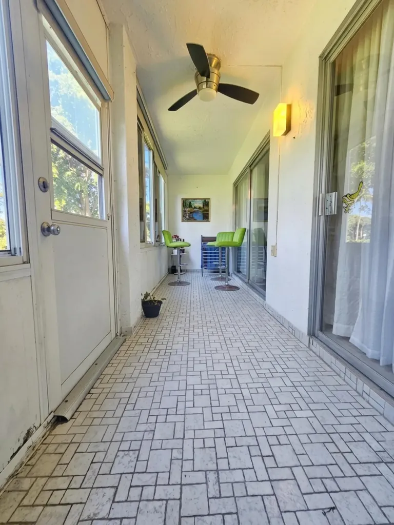 2703 Nassau Bend Coconut Creek FL 33066