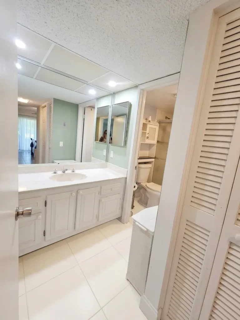 2703 Nassau Bend Coconut Creek FL 33066