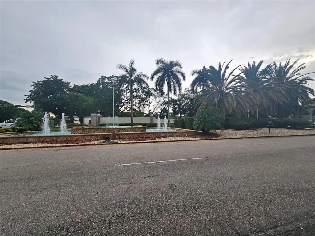2703 Nassau Bend Coconut Creek FL 33066