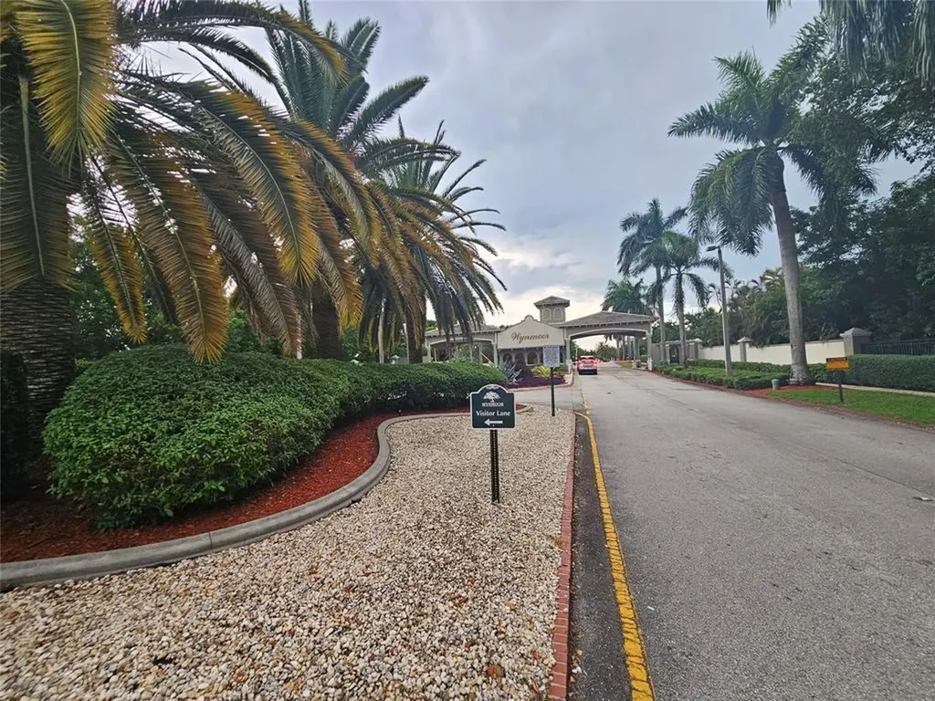 2703 Nassau Bend Coconut Creek FL 33066