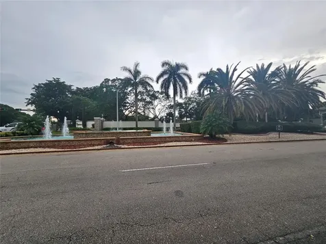 2703 Nassau Bend Coconut Creek FL 33066