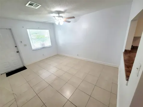 241 NE 35th Street Oakland Park FL 33334