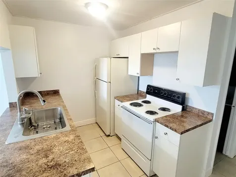 241 NE 35th Street Oakland Park FL 33334