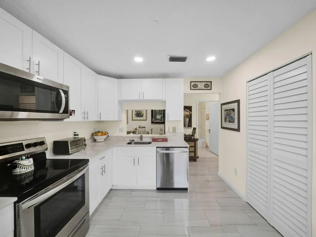 15011 Ashland Circle Delray Beach FL 33484