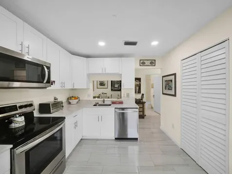 15011 Ashland Circle Delray Beach FL 33484