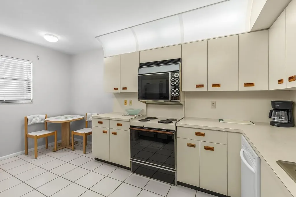 300 N Highway A1a Jupiter FL 33477