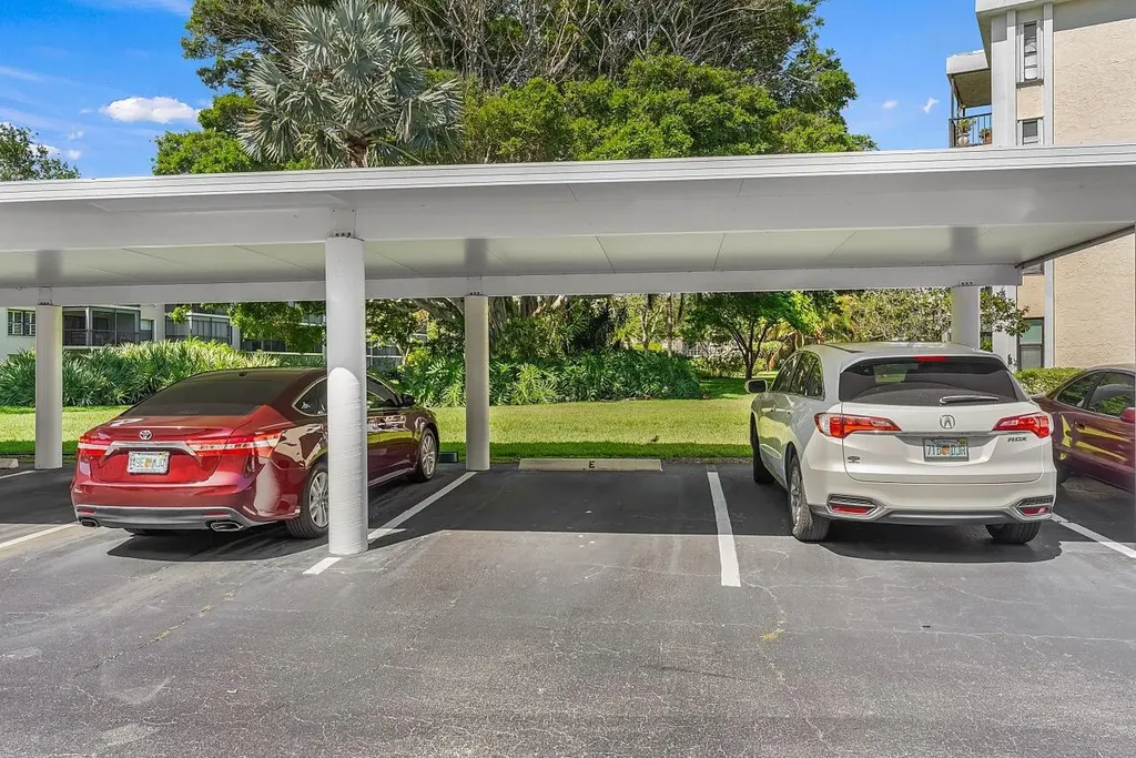 300 N Highway A1a Jupiter FL 33477
