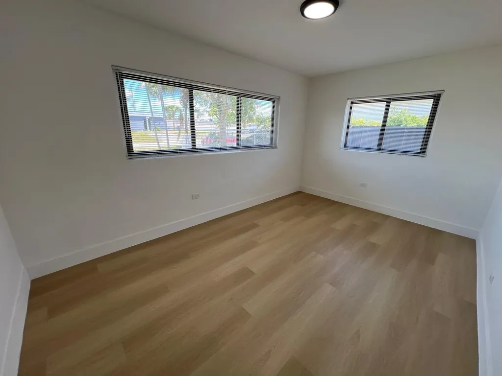 1350 NE 162nd Street North Miami Beach FL 33162
