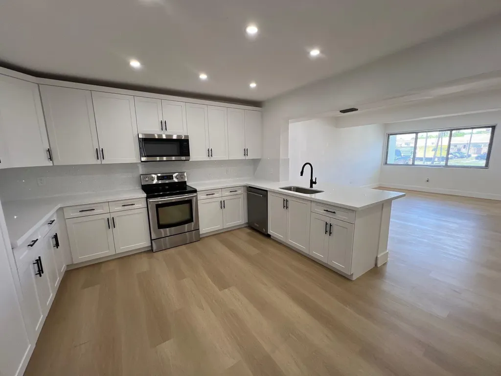1350 NE 162nd Street North Miami Beach FL 33162