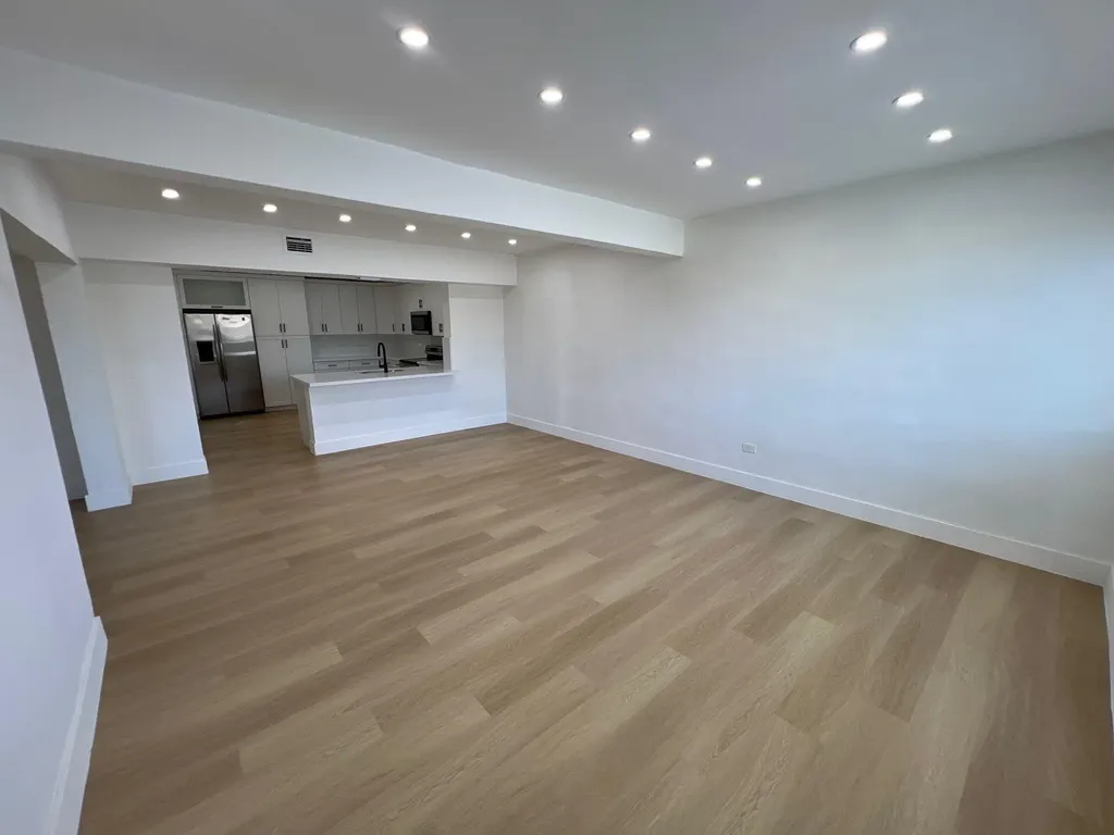 1350 NE 162nd Street North Miami Beach FL 33162