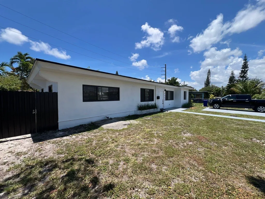 1350 NE 162nd Street North Miami Beach FL 33162