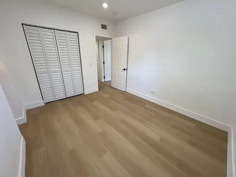 1350 NE 162nd Street North Miami Beach FL 33162